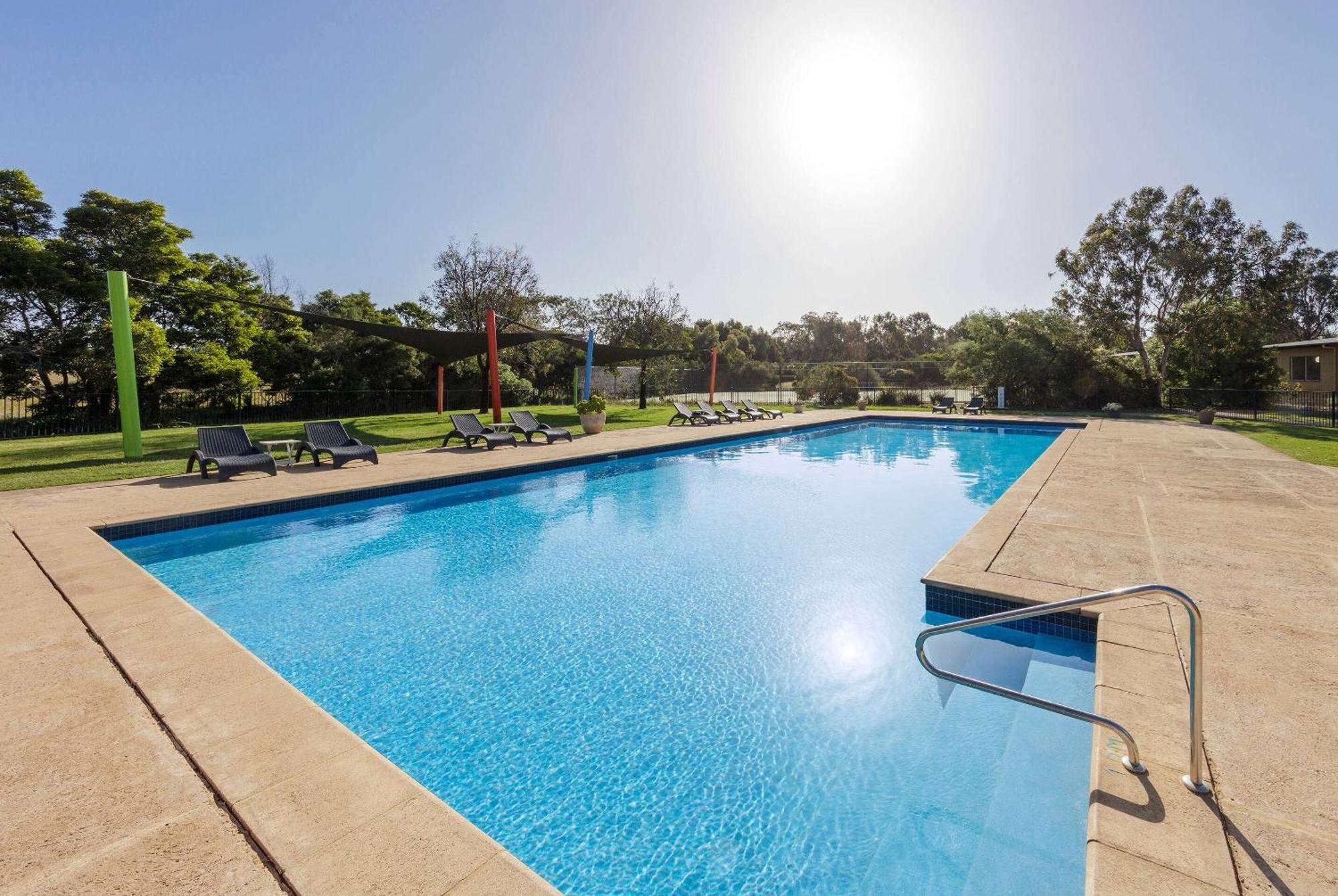 Ramada Resort By Wyndham Phillip Island Cowes Luaran gambar
